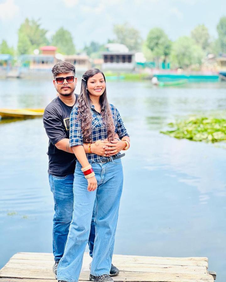 Lala Rukh Group Of Houseboats Hotel Srinagar  Ngoại thất bức ảnh