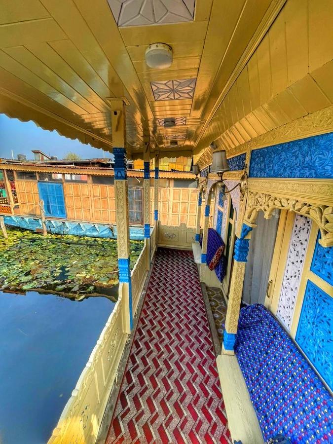 Lala Rukh Group Of Houseboats Hotel Srinagar  Ngoại thất bức ảnh