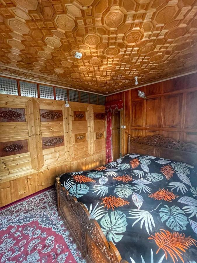 Lala Rukh Group Of Houseboats Hotel Srinagar  Ngoại thất bức ảnh