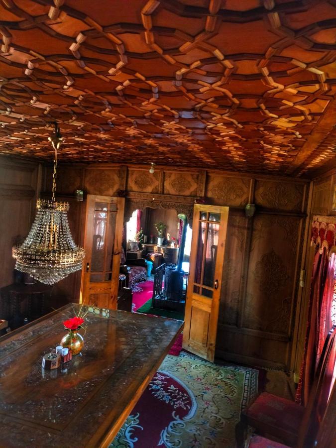 Lala Rukh Group Of Houseboats Hotel Srinagar  Ngoại thất bức ảnh