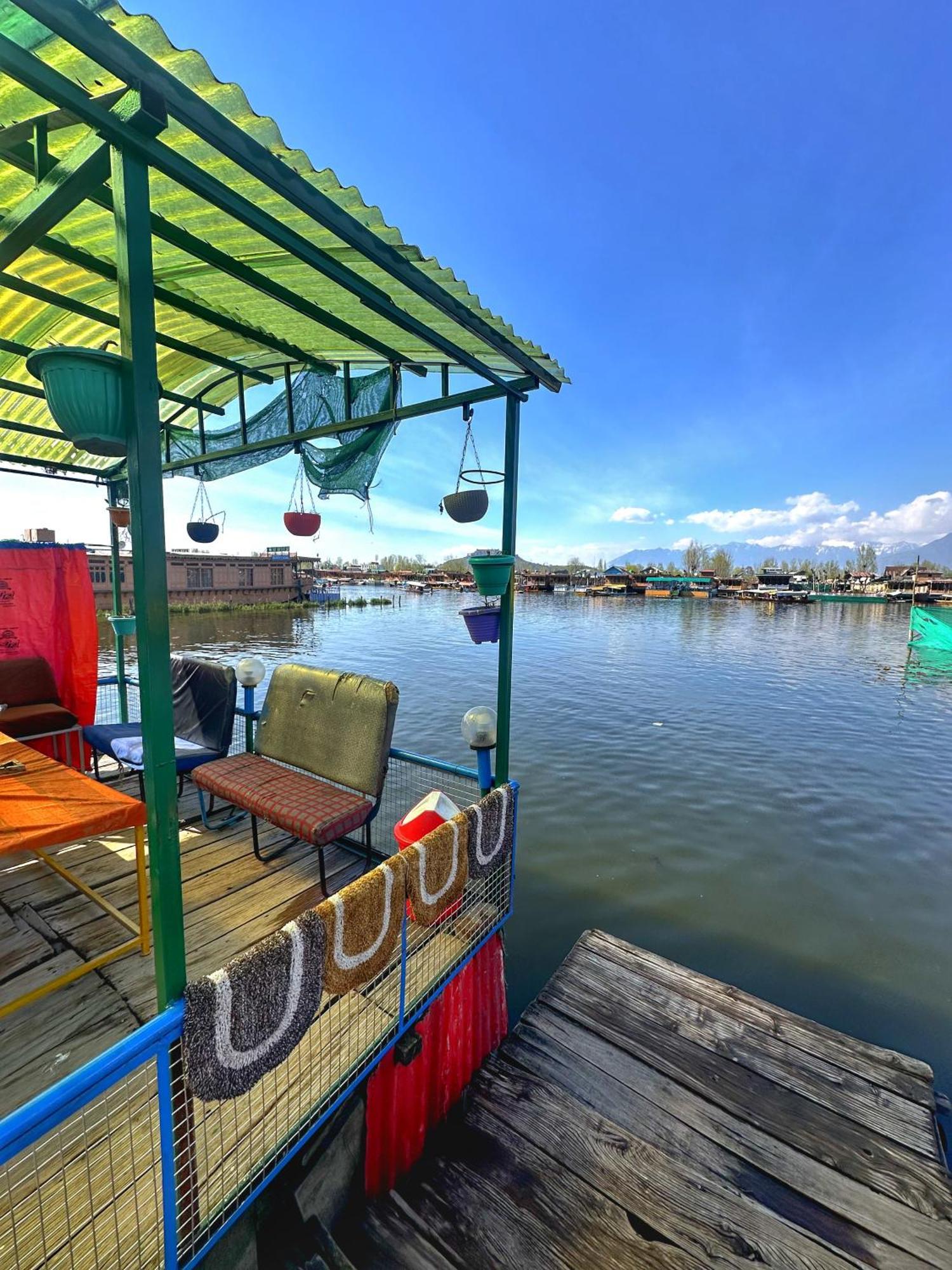 Lala Rukh Group Of Houseboats Hotel Srinagar  Ngoại thất bức ảnh